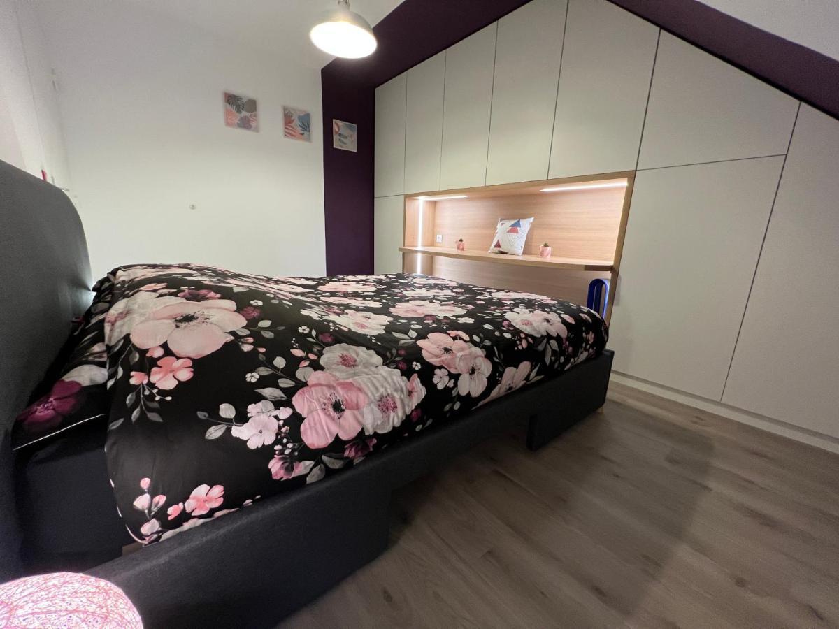 T3 Flat Moderne Sur 2 Etages Metro Parking Free Entrance Autonome Apartment Rouen Exterior photo